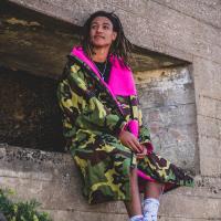 dryrobe Advance Long Sleeve Changing Robe - Camo / Pink Extra Image 5 Preview